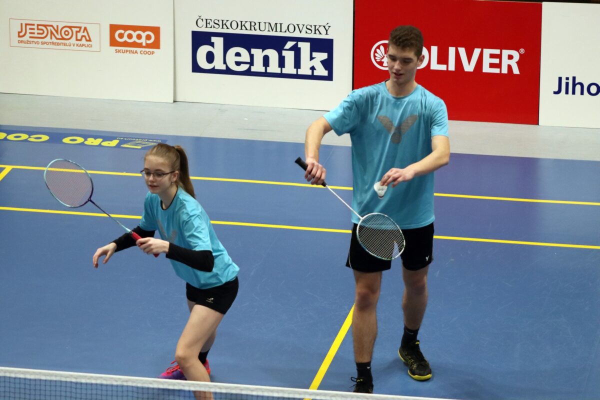Photo from mixed doubles match